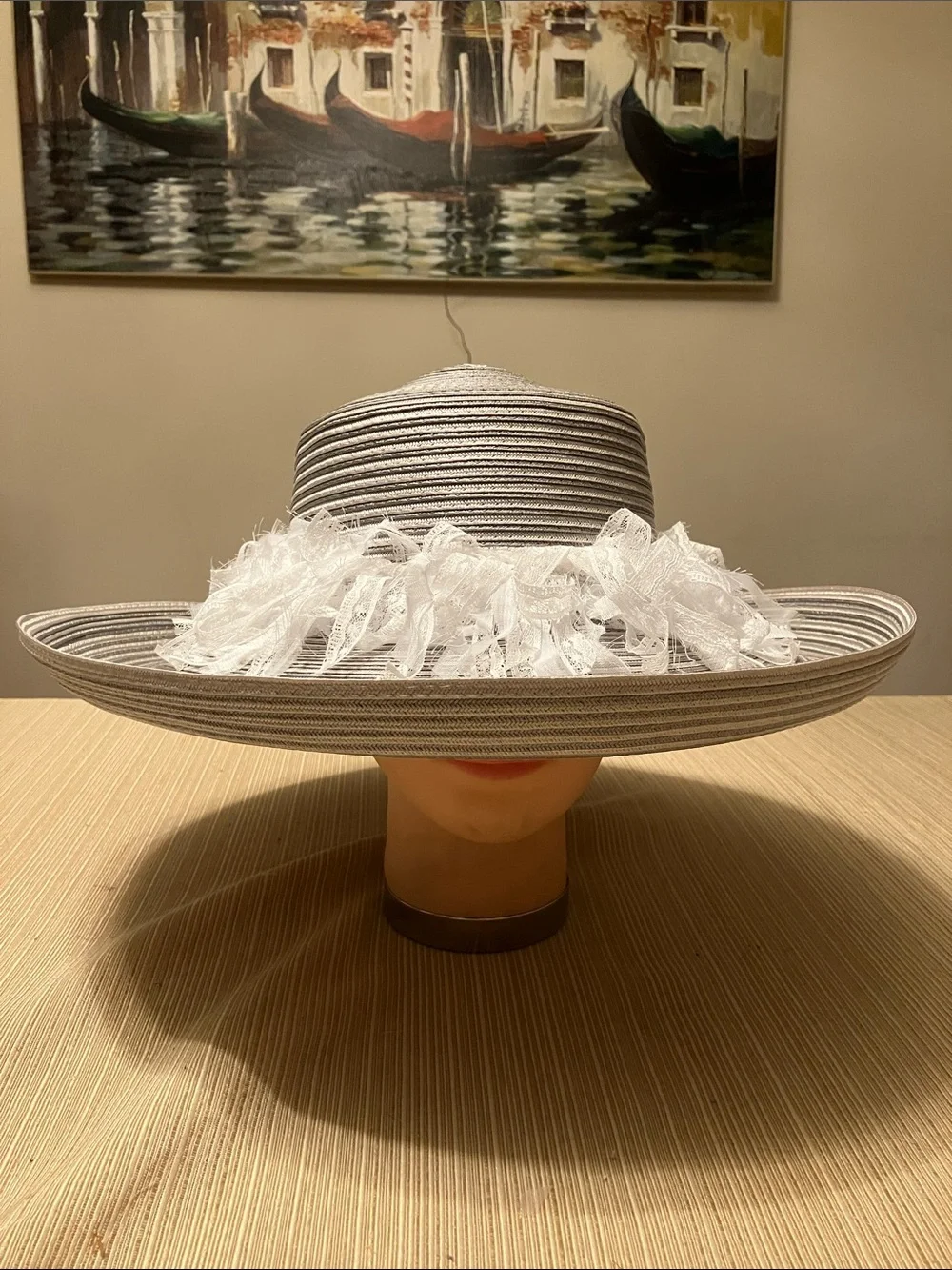 Chic Wide Brim Gray Hat with White Lace Trim